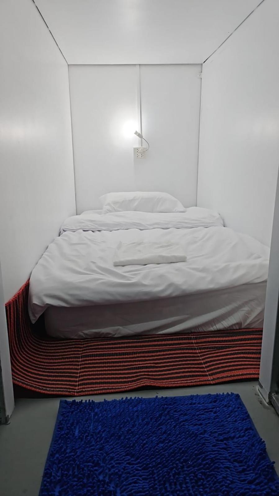 Kai Lions International Capsule Hostel Pakse Buitenkant foto